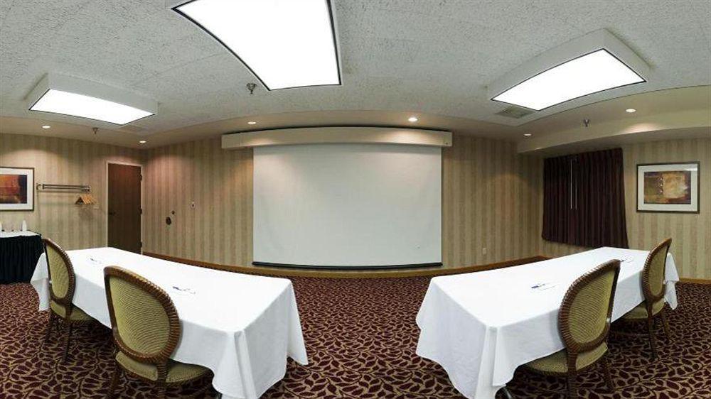 Holiday Inn Express Hotel Germantown - Northwest Milwaukee, An Ihg Hotel Екстериор снимка