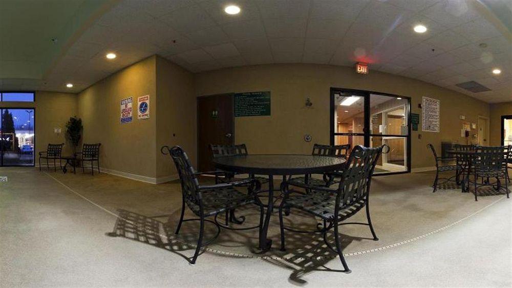 Holiday Inn Express Hotel Germantown - Northwest Milwaukee, An Ihg Hotel Екстериор снимка