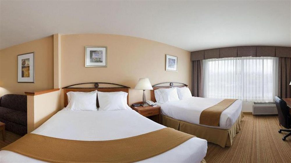 Holiday Inn Express Hotel Germantown - Northwest Milwaukee, An Ihg Hotel Екстериор снимка